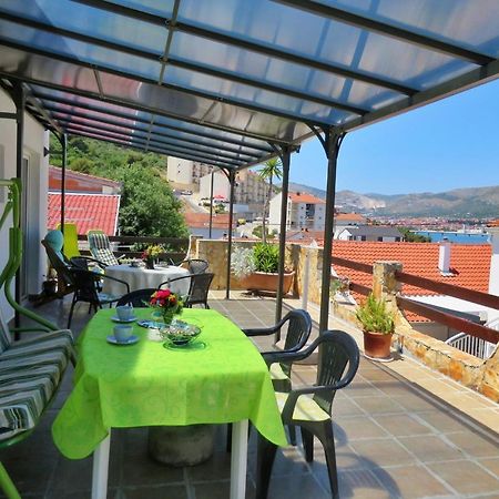 Apartmani Kate Трогир Экстерьер фото