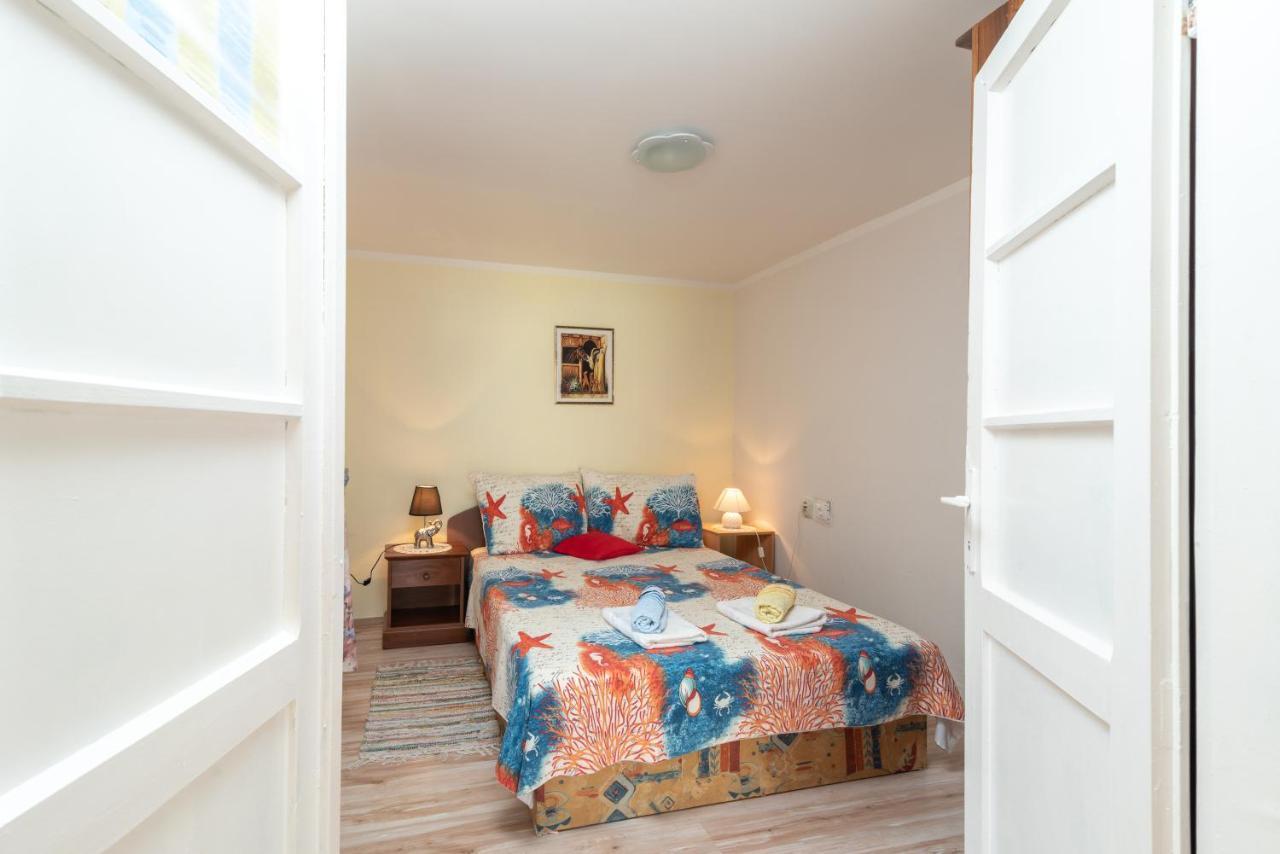 Apartmani Kate Трогир Экстерьер фото