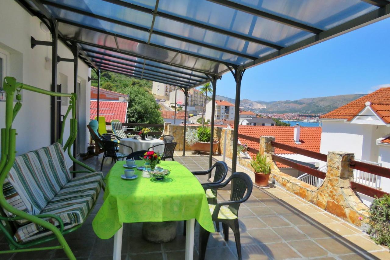 Apartmani Kate Трогир Экстерьер фото