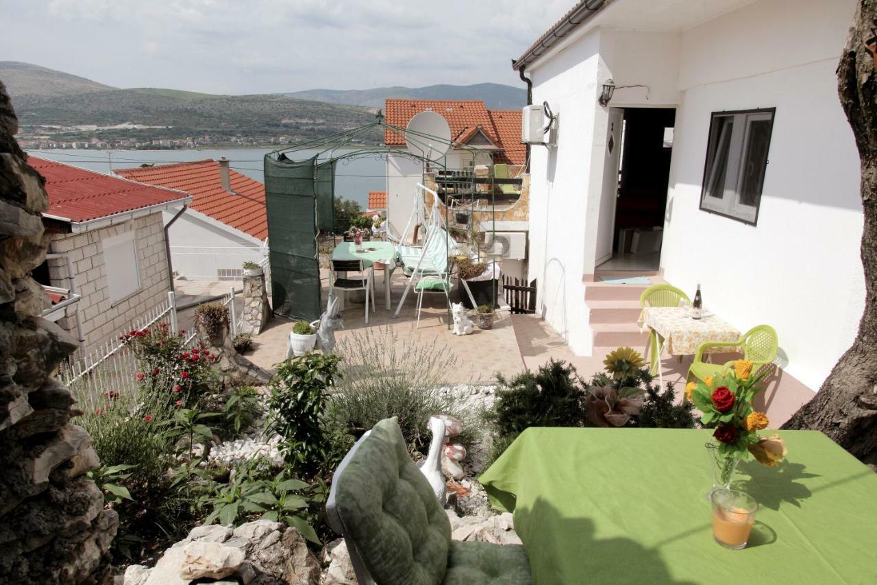 Apartmani Kate Трогир Экстерьер фото
